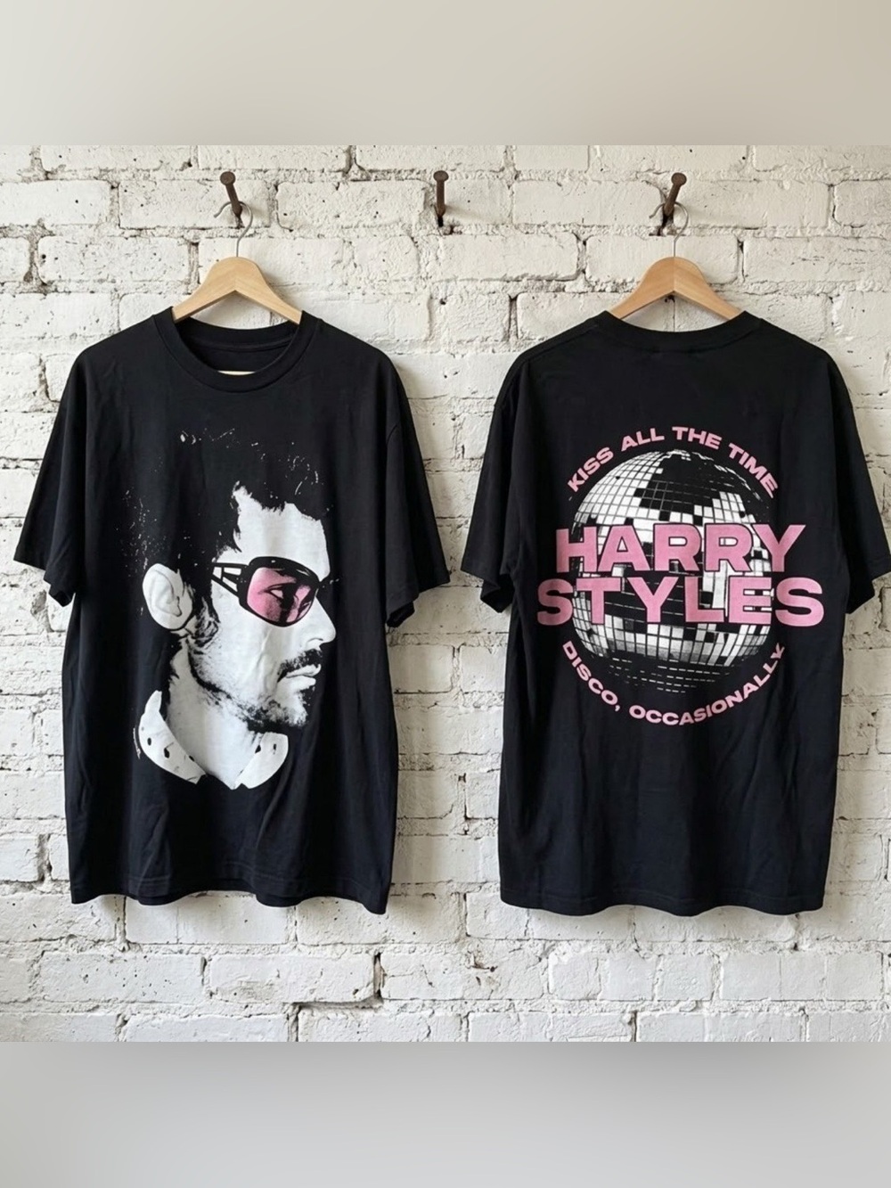 Gildan Black Harry Styles Kiss All The Time Disco Occasionally Tour T-shirt